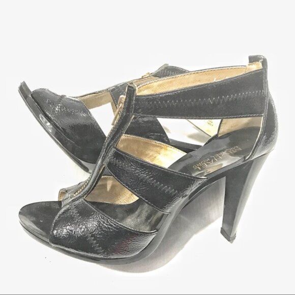 MICHAEL KORS Berkley T Strap Black Patent Leather - Picture 1 of 11